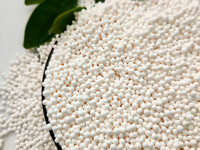 Activated alumina ball